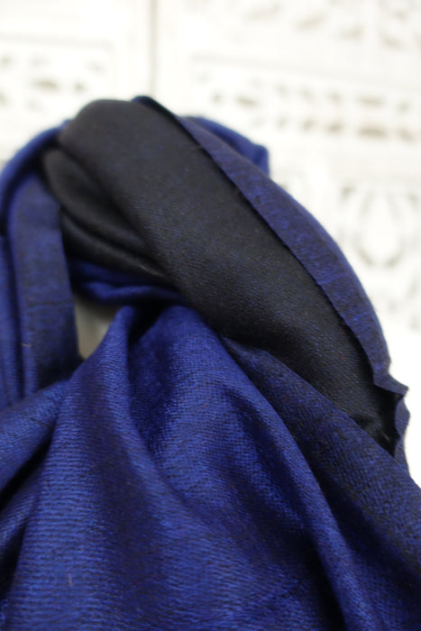 2 Tone Black And Blue Really Soft Scarf - New