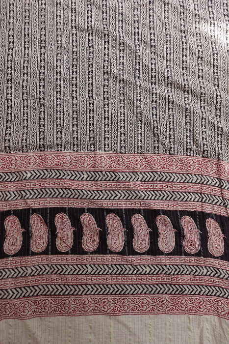 Cotton Cream With Black Paisely Print - New