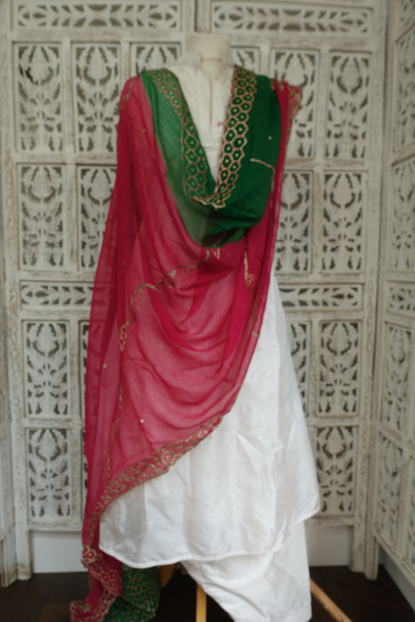 Pink And Emerald Green Vintage Chiffon Embroidered Dupatta - New