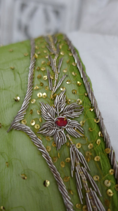 Green Vintage Chiffon Dupatta - Preloved