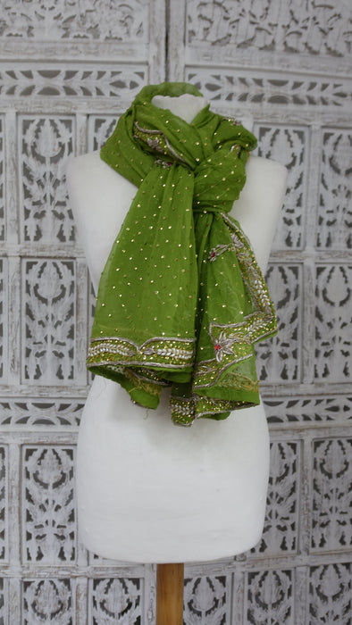 Green Vintage Chiffon Dupatta - Preloved