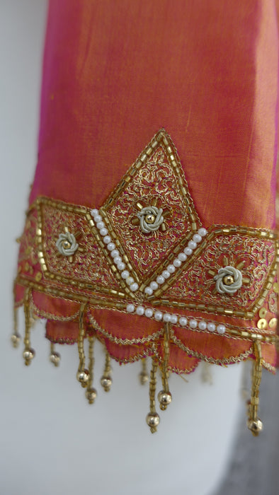 Vintage Peach Silk Embellished Dupatta - New