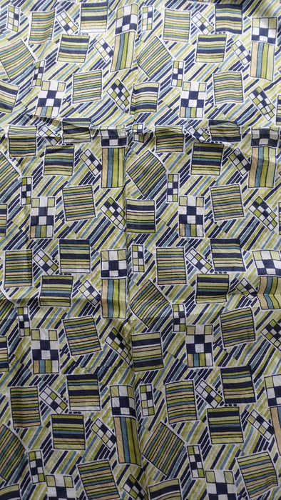 Green Handloom Geometric Silk Square Scarf