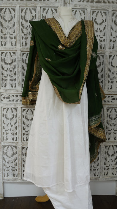 Green Crushed Silk Dupatta With Gota Patti - New