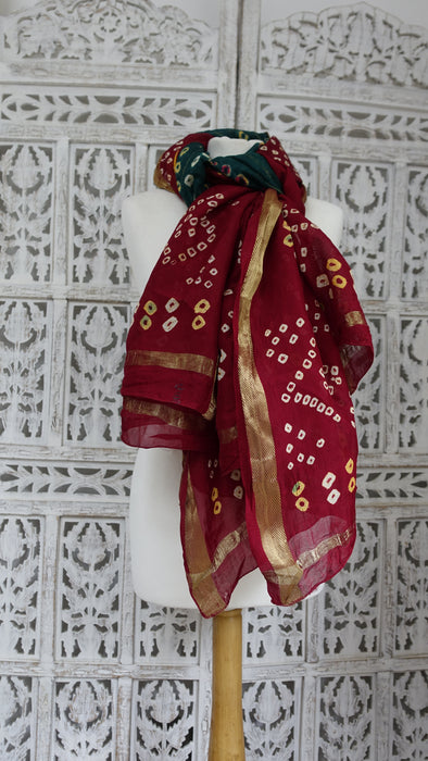 Bandhani Print Large Green Red Dupatta - New