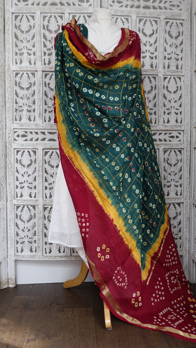 Bandhani Print Large Green Red Dupatta - New