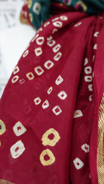 Bandhani Print Large Green Red Dupatta - New