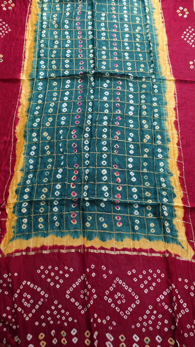 Bandhani Print Large Green Red Dupatta - New