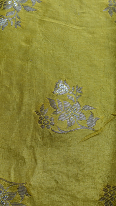 Yellow Silk Blend Shawl - New