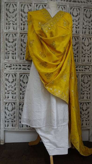 Yellow Silk Blend Shawl - New