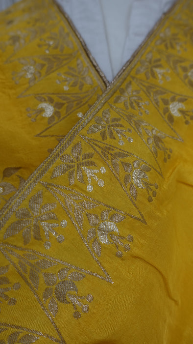 Yellow Silk Blend Shawl - New