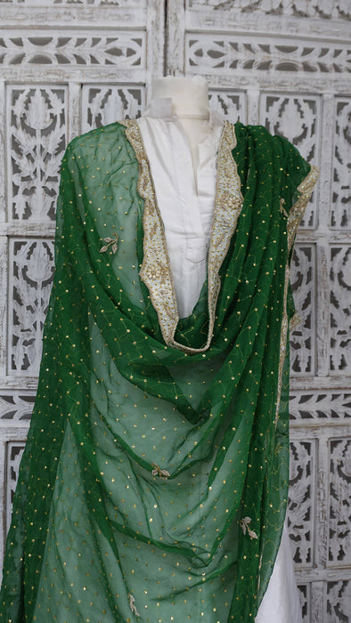 Bottle green vintage wedding dupatta – folded view