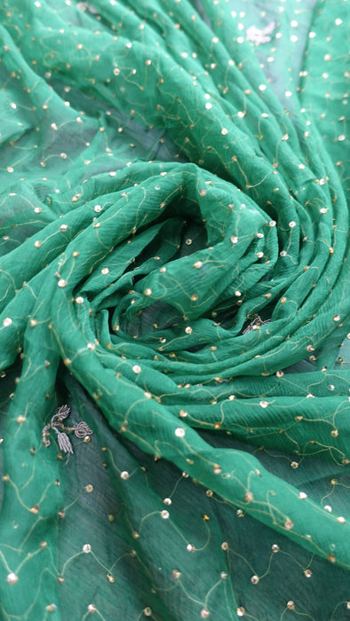 Bottle green vintage wedding dupatta – border detail