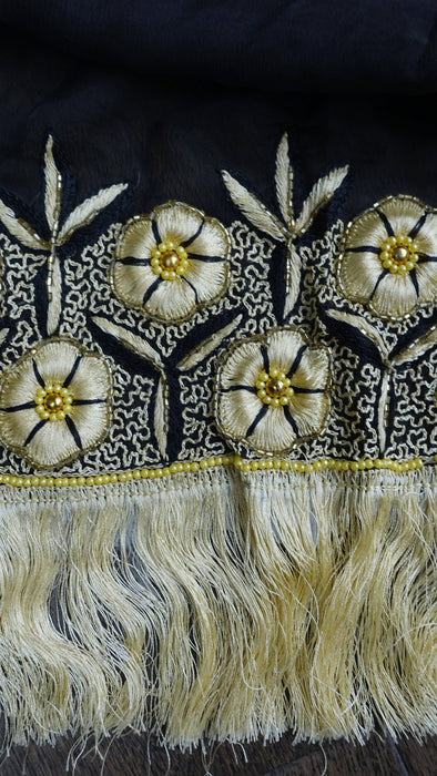 Black silk chiffon vintage gold tasselled dupatta – pattern detail