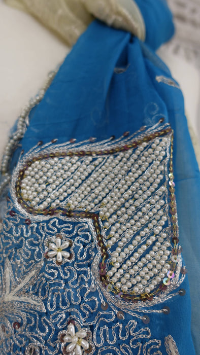 Cream and blue vintage chiffon dupatta – fabric and colour detail