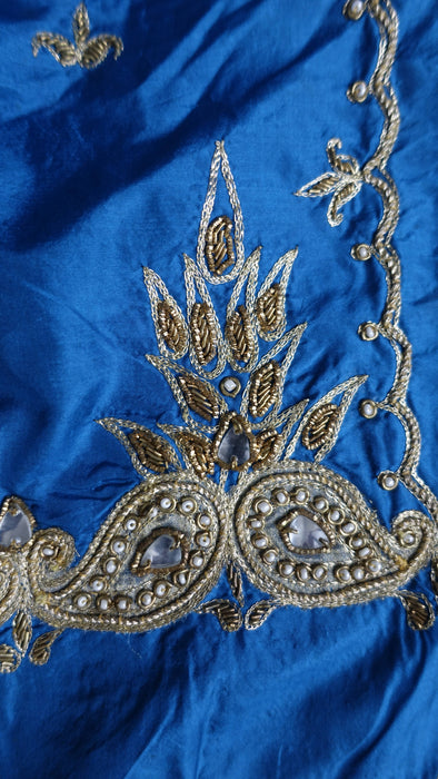 Blue pure silk vintage dupatta – folded view
