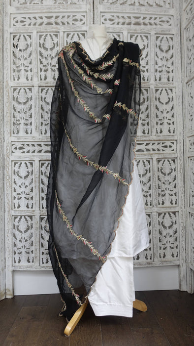 Black vintage embellished dupatta – full length view
