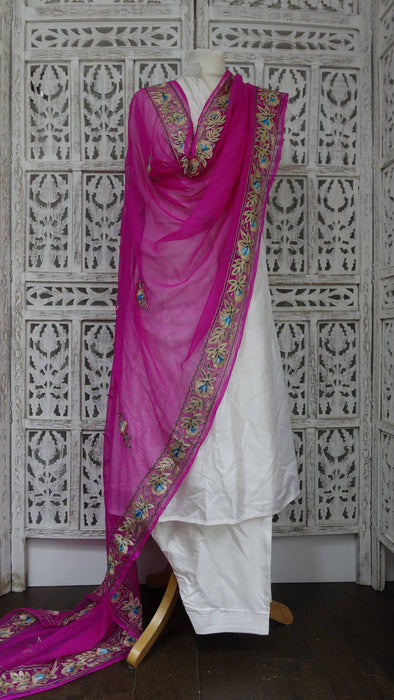 Hot pink silk chiffon vintage dupatta