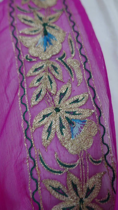 Hot pink silk chiffon vintage dupatta – close-up of the embellishment