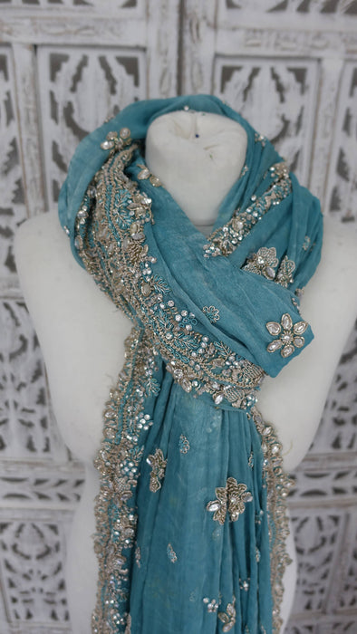 Aqua blue silk diamante trimmed dupatta – border detail