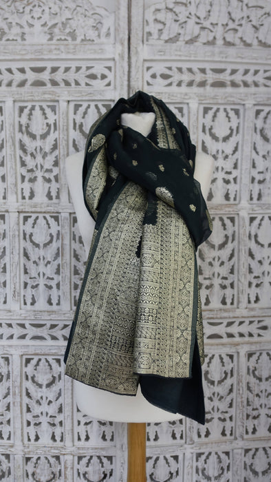 Dark green chiffon dupatta with woven gold thread – full length view