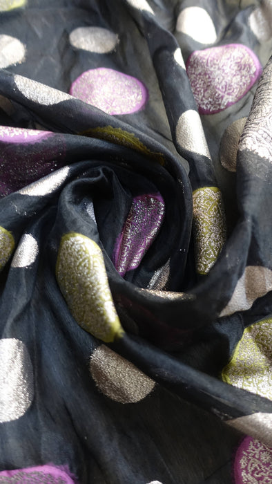 Black circular woven voile dupatta – full length view