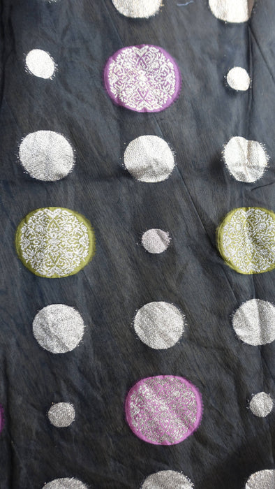 Black circular woven voile dupatta – fabric and colour detail