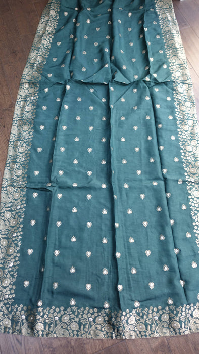 Dark green chanderi silk dupatta – close-up of the embellishment