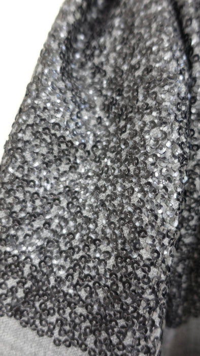Dark grey wool really fine sequinned scarf – close-up of the embellishment