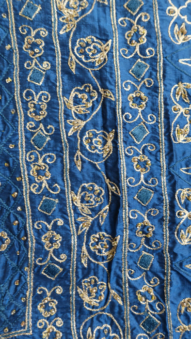 Blue embroidered vintage silk dupatta – reverse side