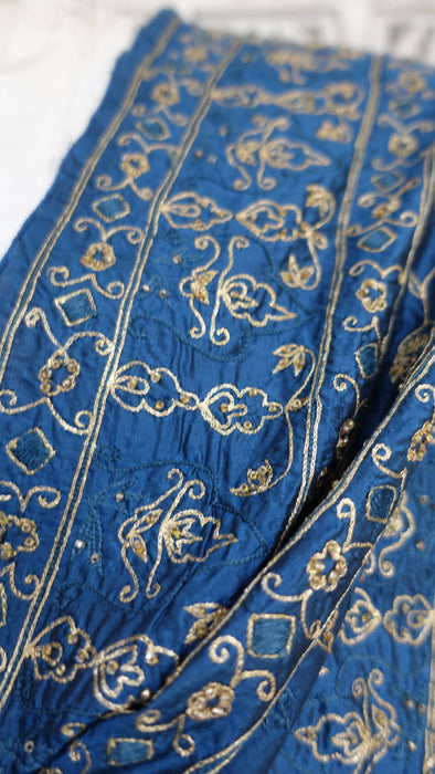 Blue embroidered vintage silk dupatta – fabric and colour detail