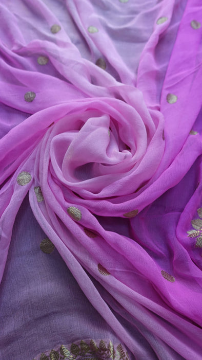 Bright pink silk chiffon banarsi dupatta – corner detail