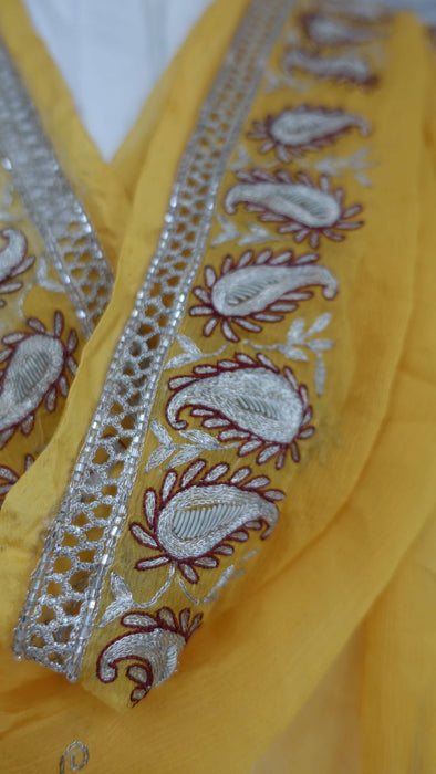 Yellow vintage paisley dupatta – shown draped