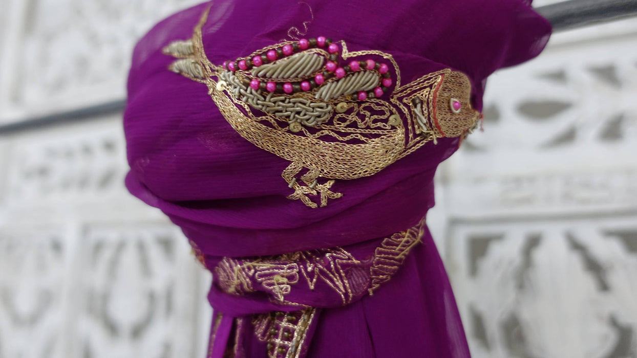Purple embellished with bird motif dupatta – close-up of the embellishment