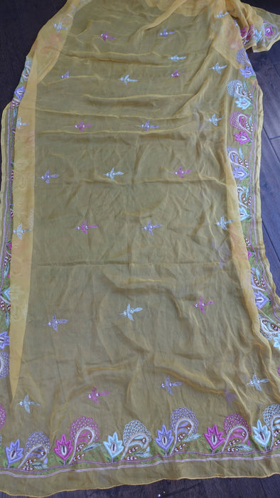 Yellow vintage silk chiffon dupatta with pastel embroidery – fabric and colour detail