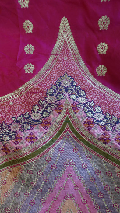Pink wide border dupatta – close-up of the embellishment