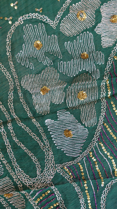 Green vintage silk chiffon embroidered with kiran gota – end panel detail