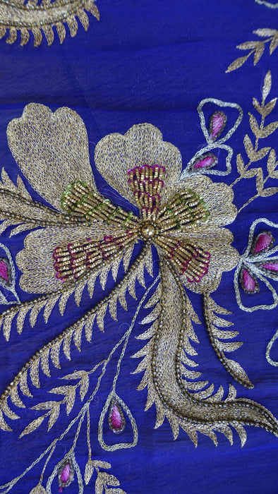 Purple heavy embellishment vintage dupatta – pattern detail