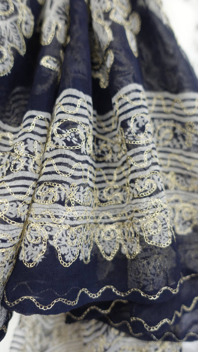 Midnight blue vintage tilla embroidered dupatta – close-up of the embellishment