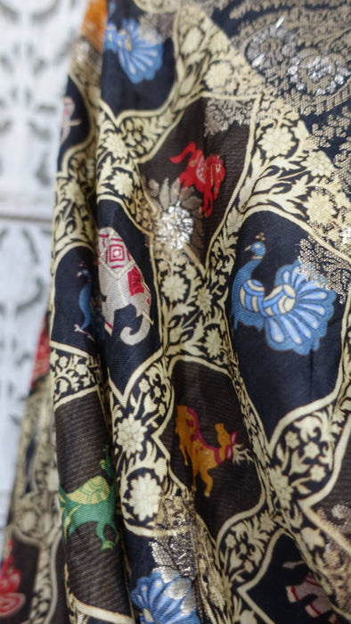 Black chanderi silk printed dupatta – pattern detail