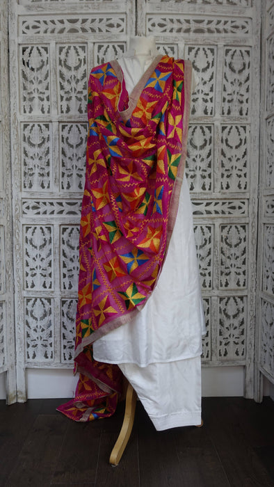 Pink phulkari chiffon dupatta – folded view