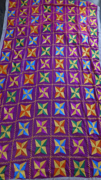 Pink phulkari chiffon dupatta – fabric and colour detail