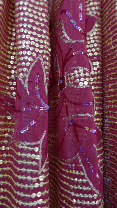Red vintage sequinned dupatta – end panel detail