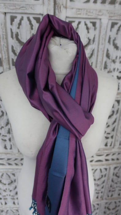 Purple and blue 2 tone pure silk scarf – pattern detail