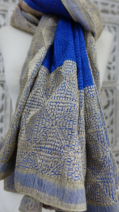 Blue and cream phulkari large dupatta – close-up of the embellishment