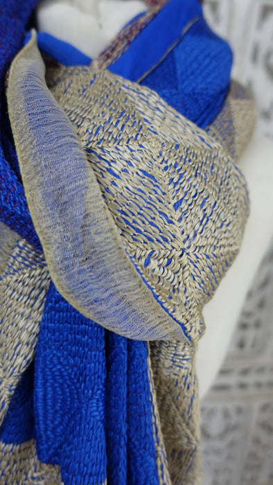Blue and cream phulkari large dupatta – border detail