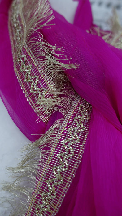 Hot pink silk chiffon kiran gota vintage plain dupatta – border detail