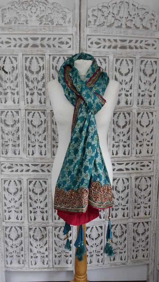 Jade wide zardosi bordered dupatta with silk tassels