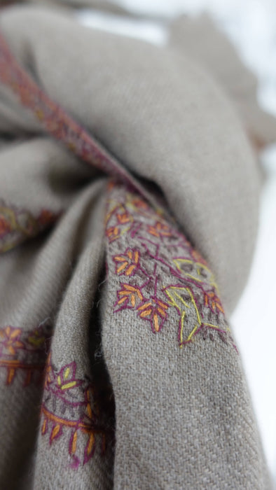 Light taupe wool shawl with floral embroidered border – view 3