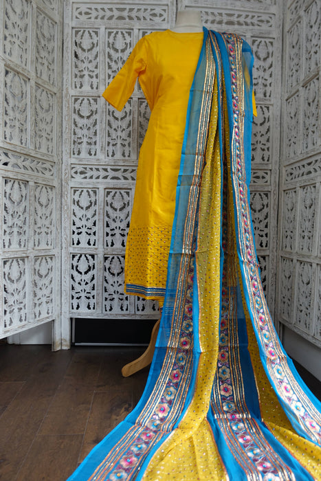 Yellow And Blue Pure Silk Vintage Salwar Kameez - UK 8/EU 34 - New